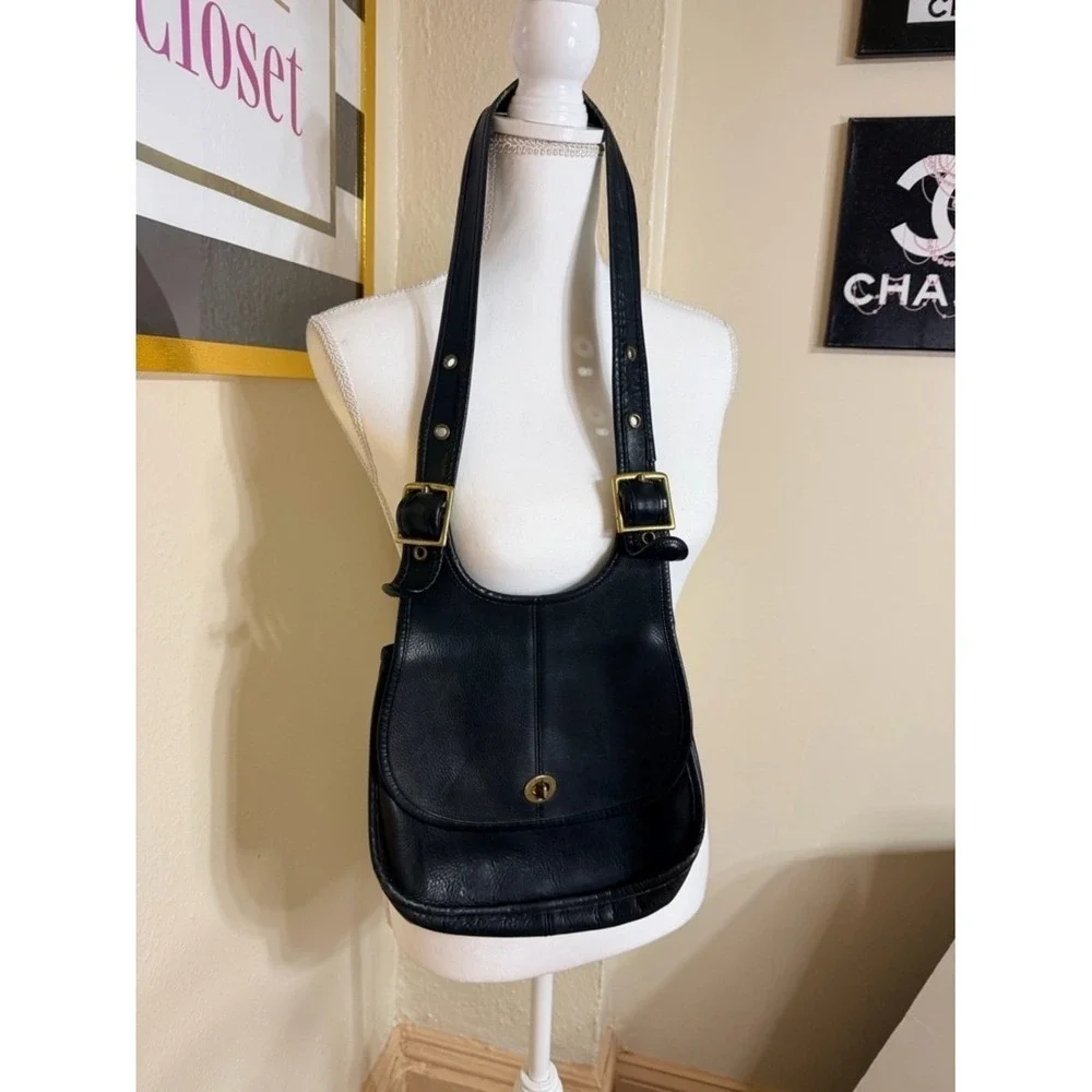 RARE!!! VINTAGE 1970s Coach Bonnie‎ Cashin Crescent Saddle Bag